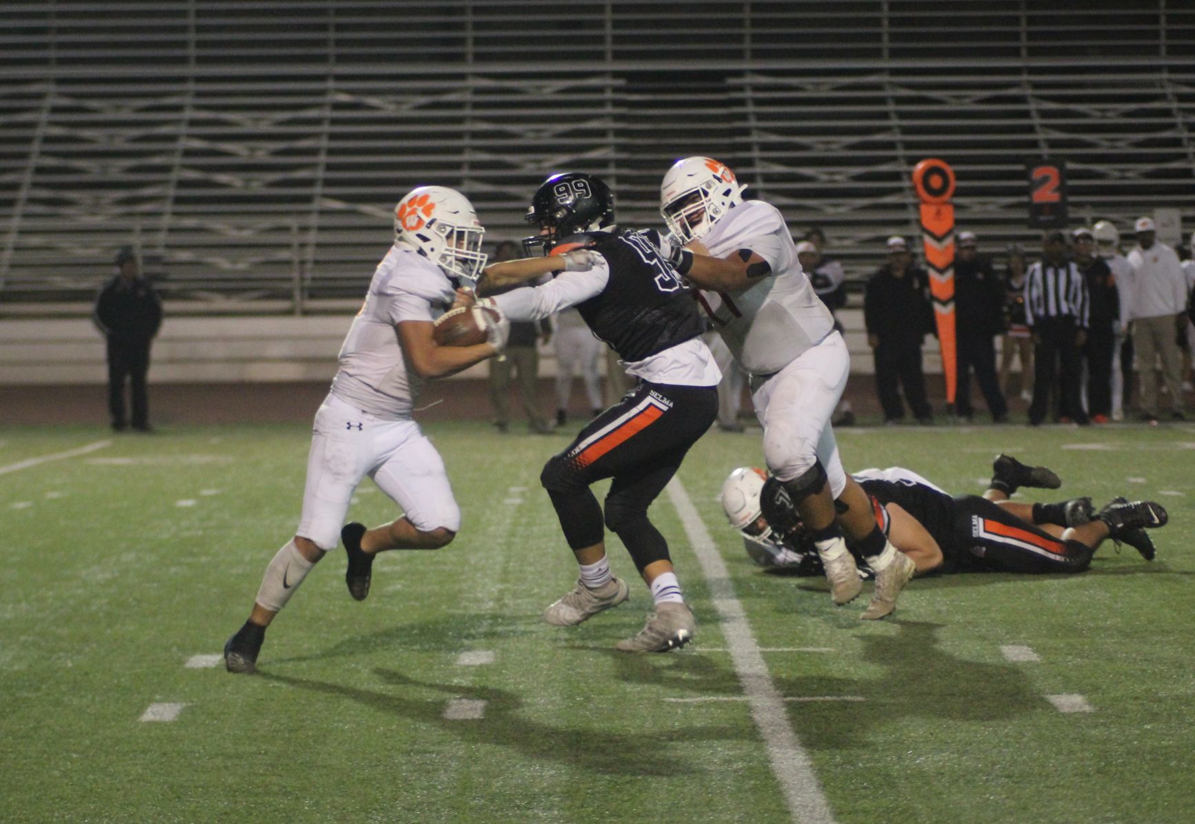 Bears rout Tigers in D-IV quarterfinals